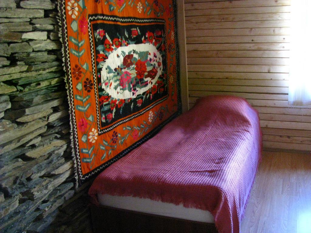 Guest House Shina Omalo Habitación foto